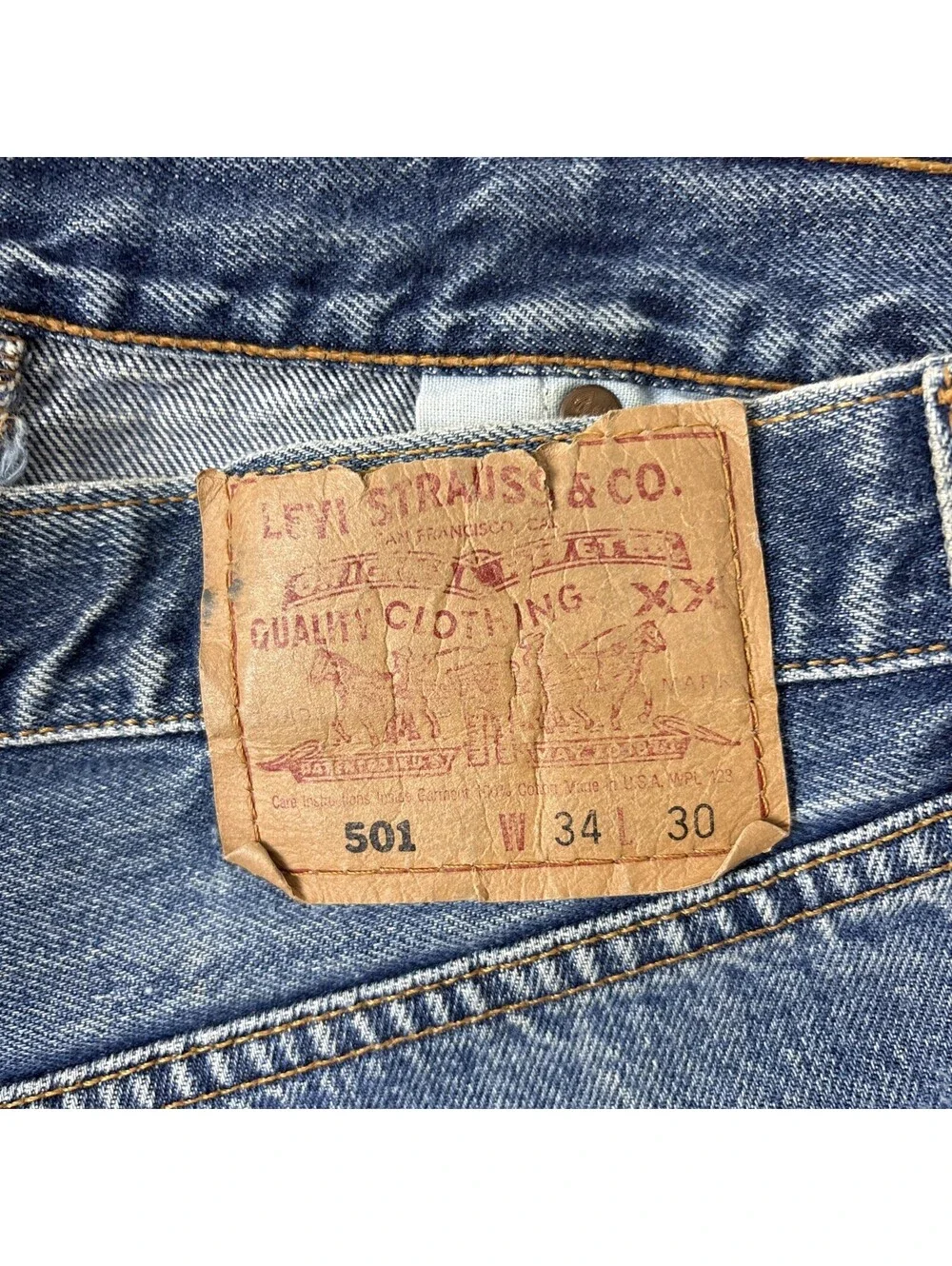 Vintage Levi’s 501 90s Made In USA Faded Blue Jeans 34x30 (Fits 34x29) Button